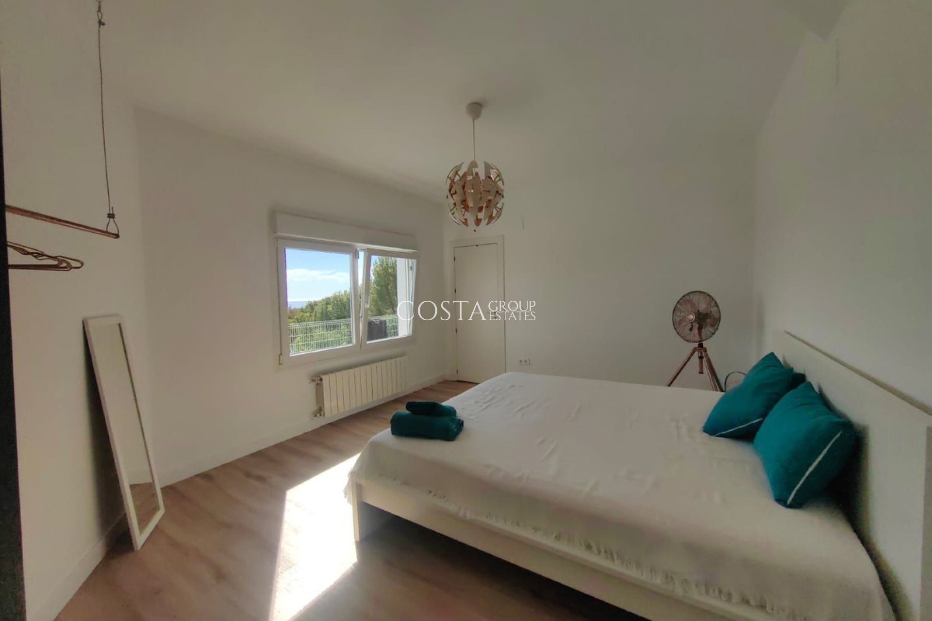 Odsprzedaż - Willa -
Calpe - Calpe Centro