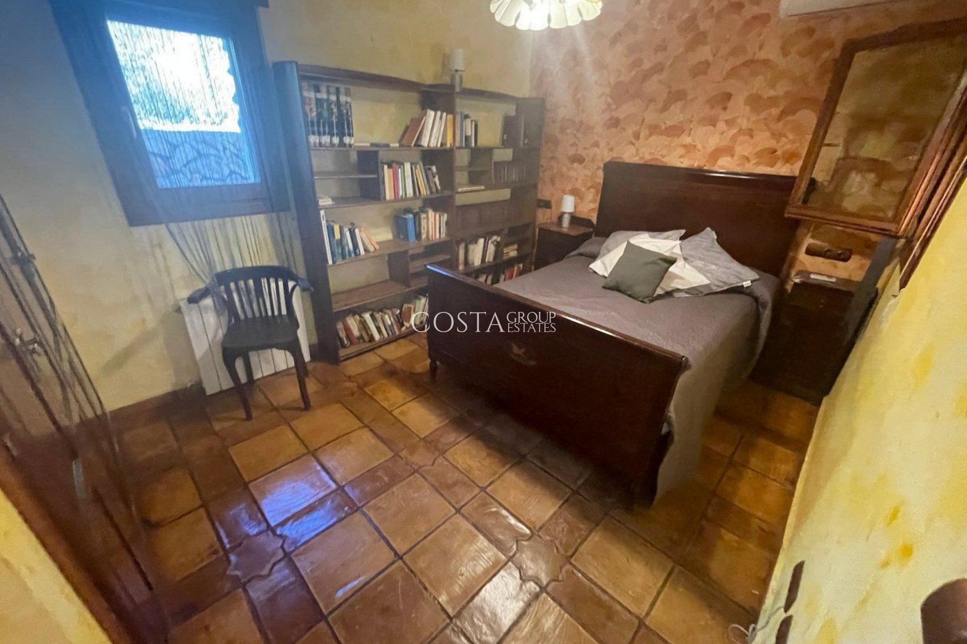 Odsprzedaż - Willa -
Calpe - Calpe Centro