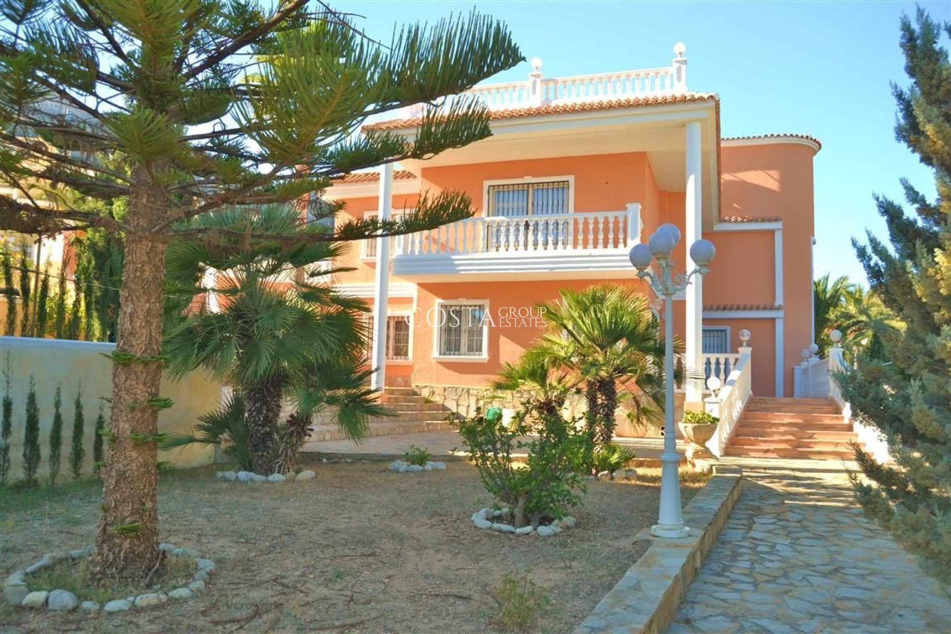 Odsprzedaż - Willa -
Calpe - Calpe Centro