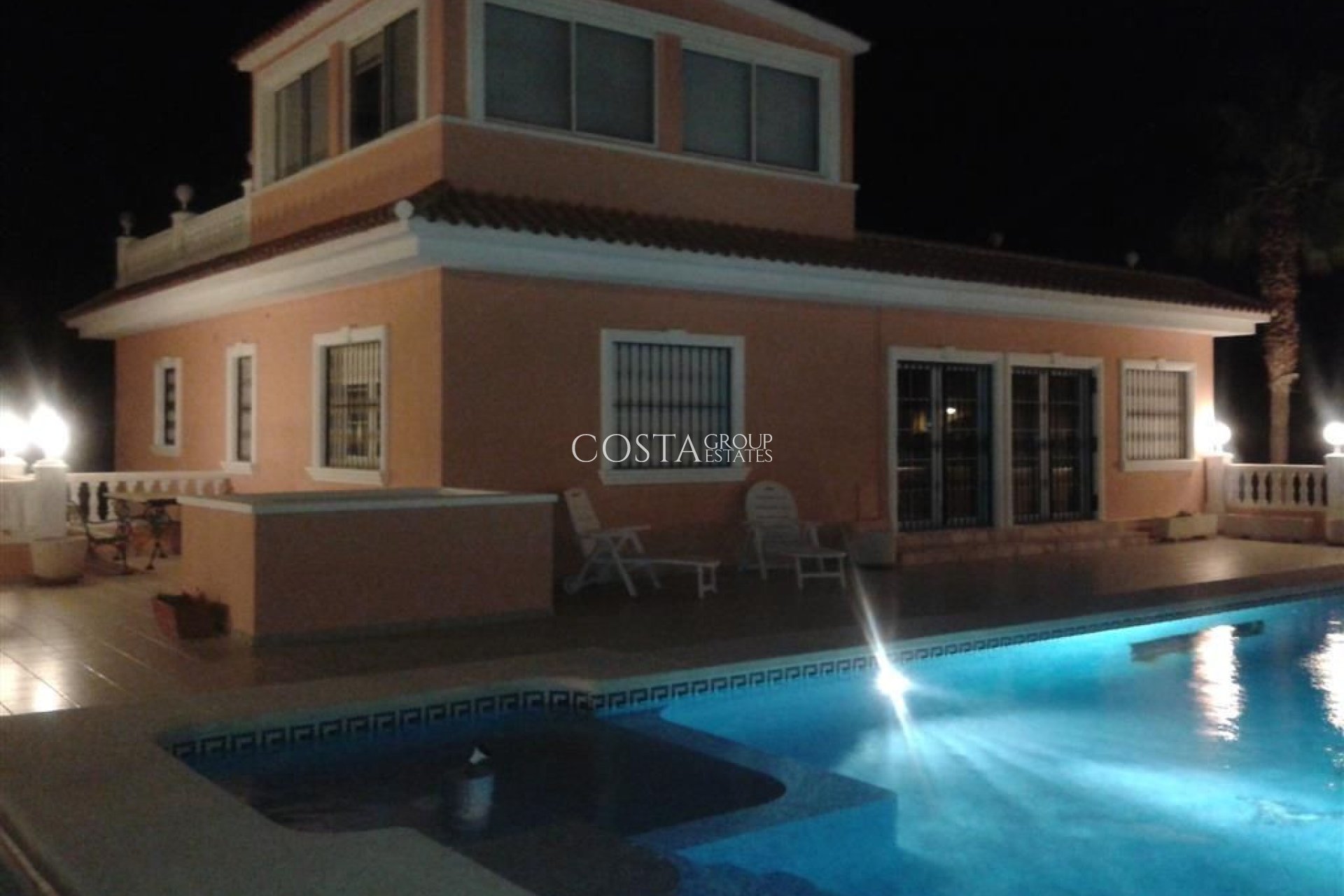 Odsprzedaż - Willa -
Calpe - Calpe Centro