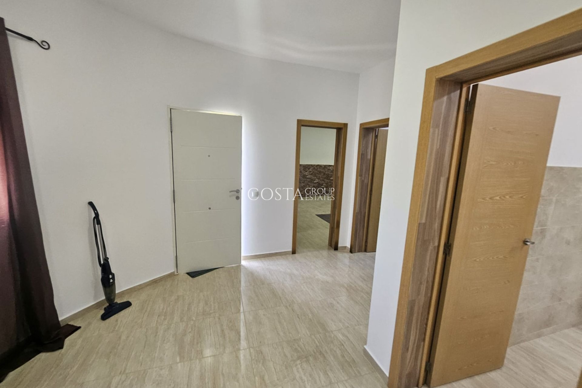 Odsprzedaż - Willa -
Calpe - Calpe Centro