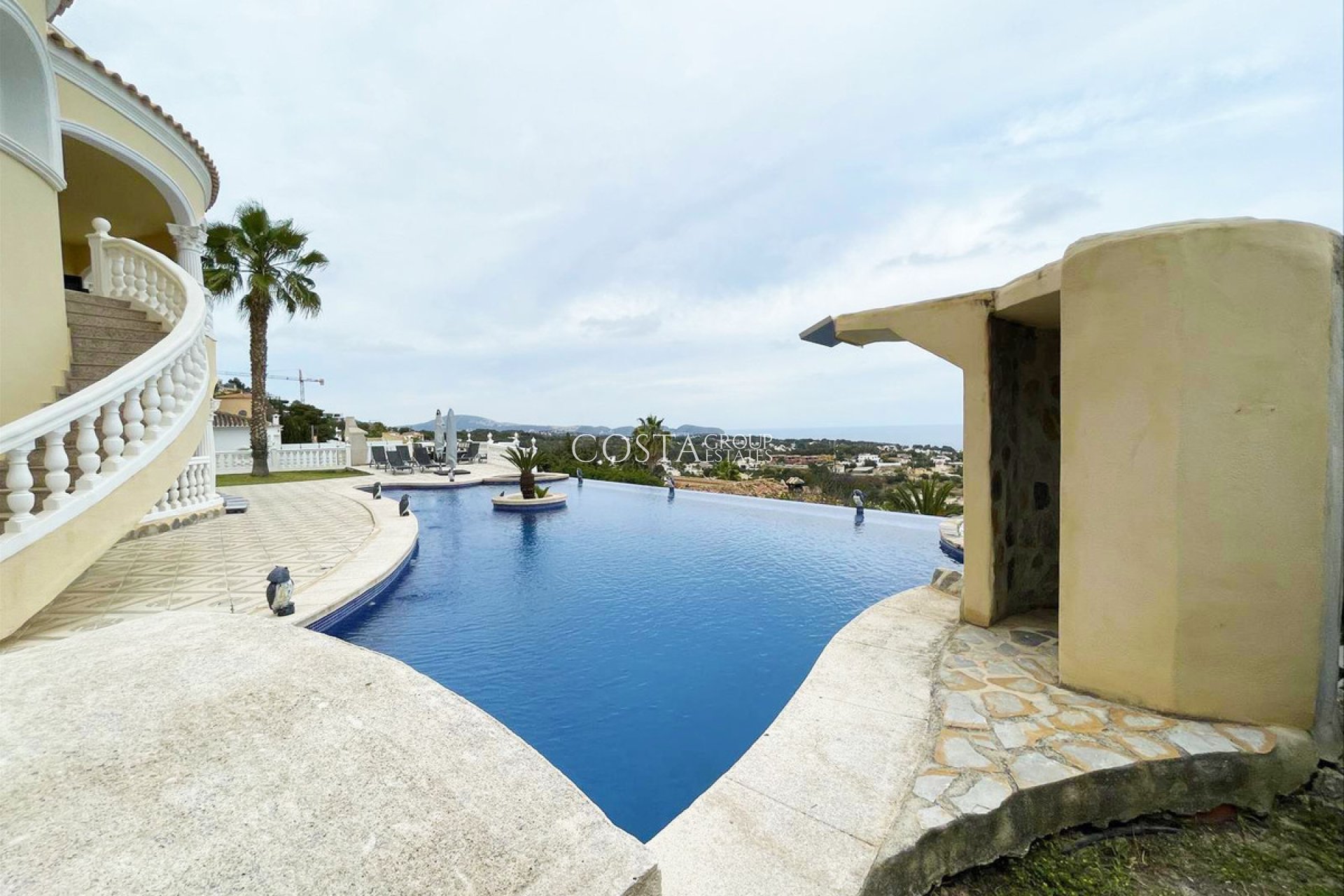 Odsprzedaż - Willa -
Calpe - Calpe Centro