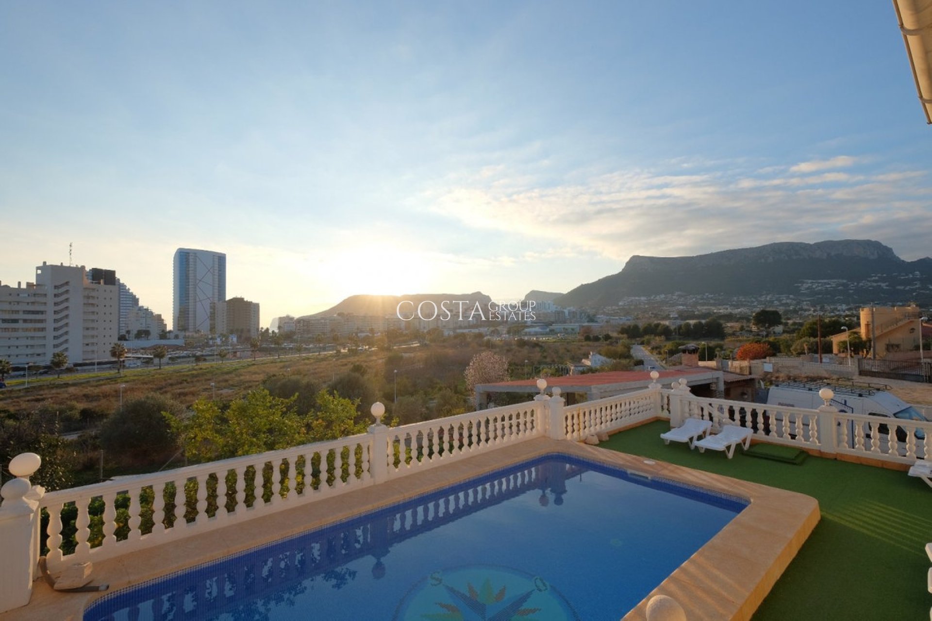 Odsprzedaż - Willa -
Calpe - Calpe Centro