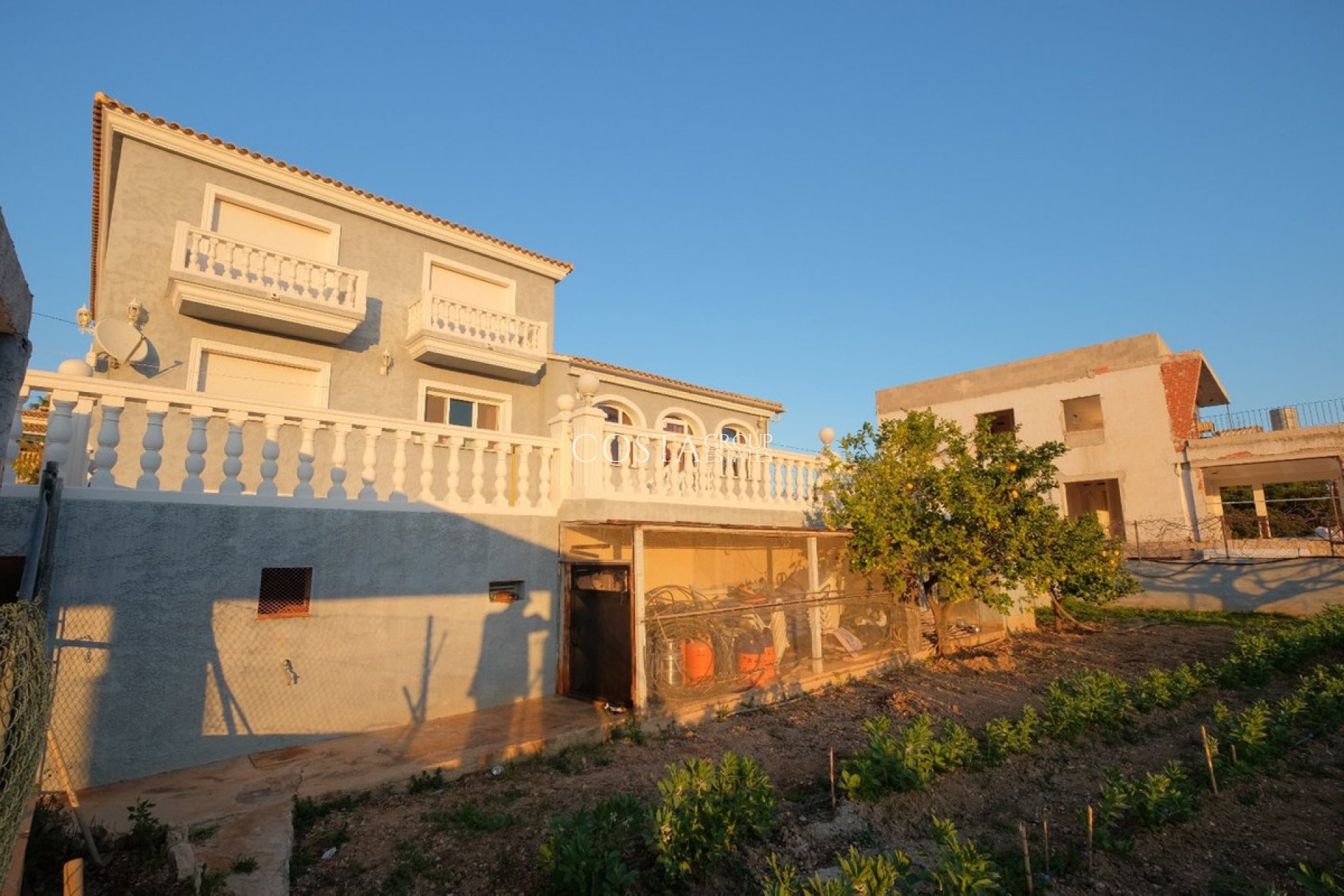 Odsprzedaż - Willa -
Calpe - Calpe Centro