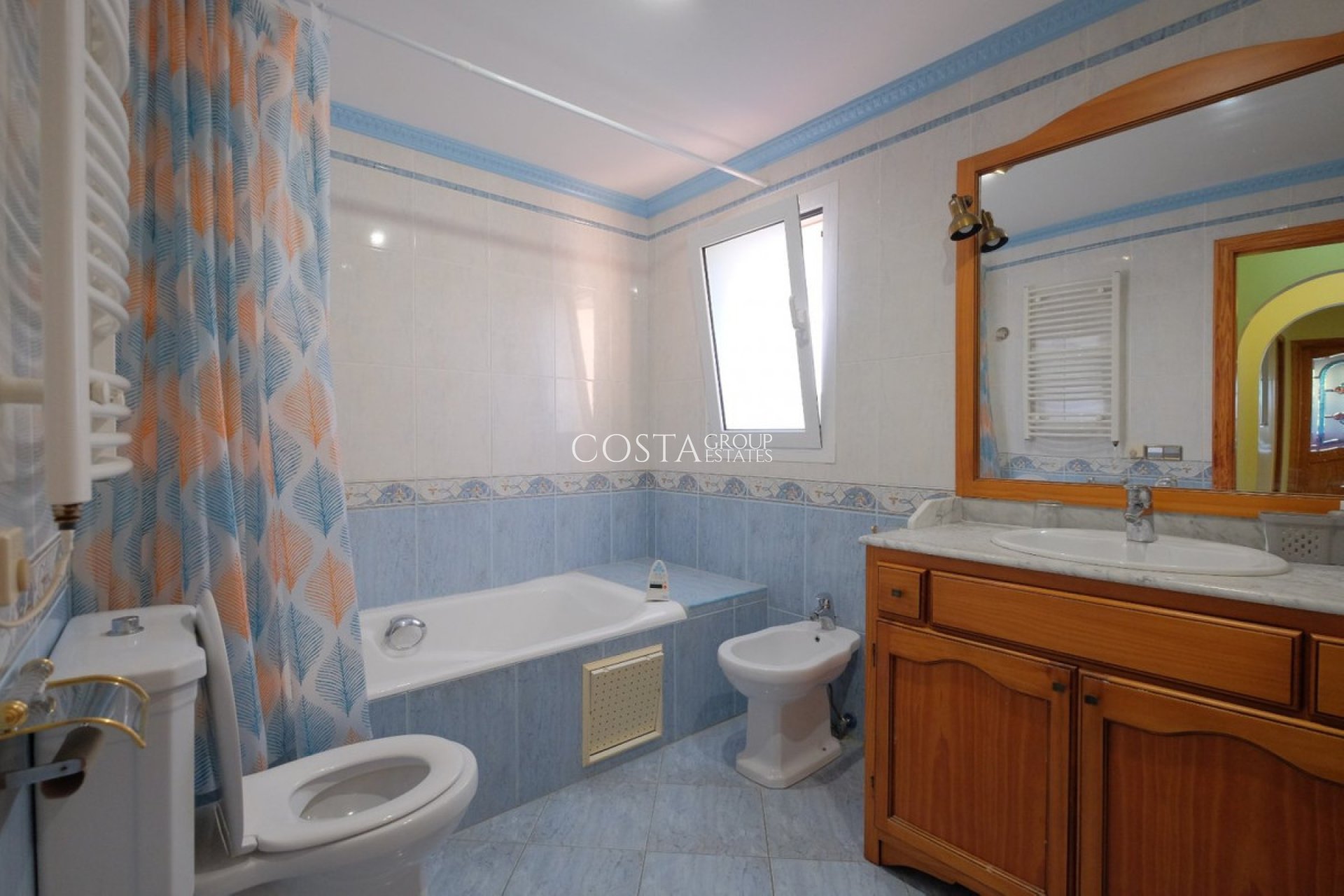 Odsprzedaż - Willa -
Calpe - Calpe Centro