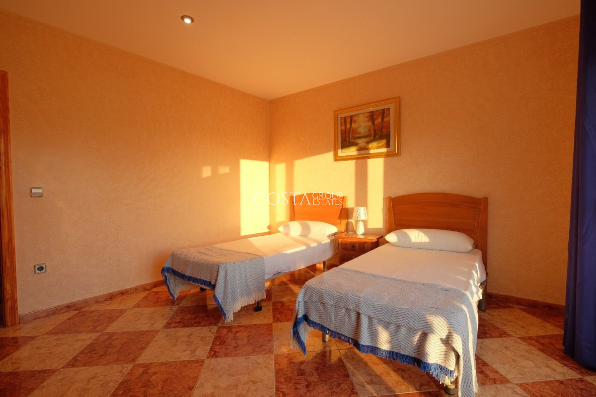 Odsprzedaż - Willa -
Calpe - Calpe Centro