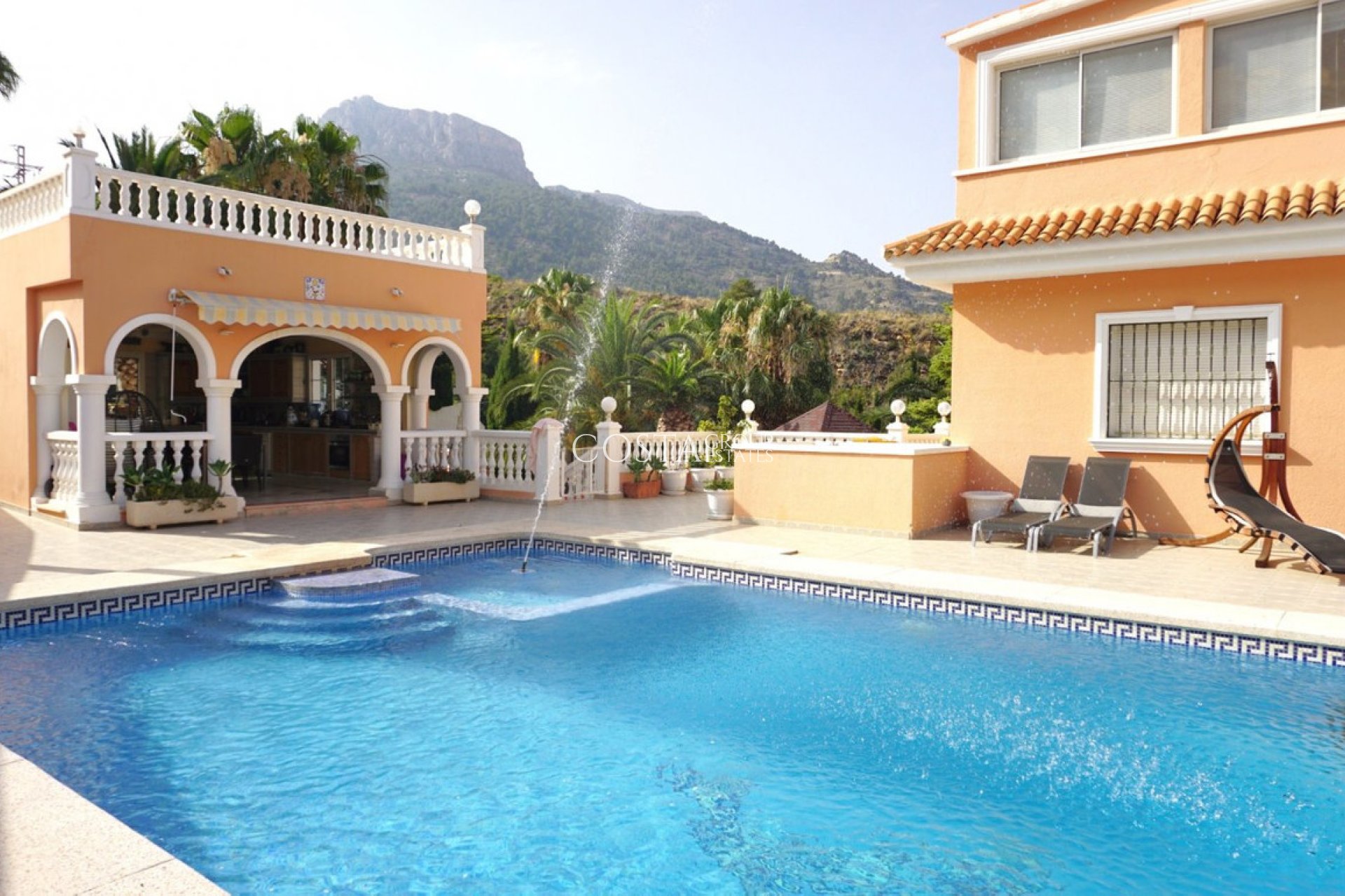 Odsprzedaż - Willa -
Calpe - Calpe Centro