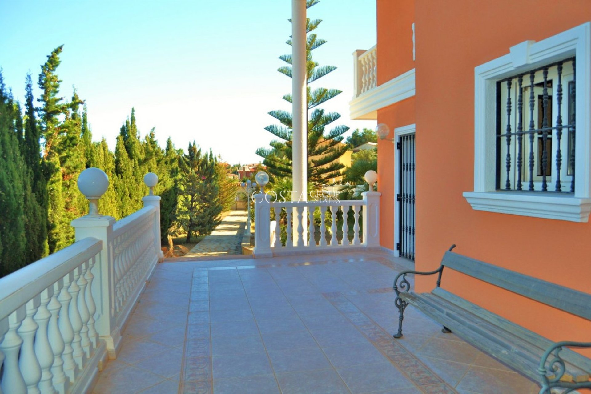 Odsprzedaż - Willa -
Calpe - Calpe Centro