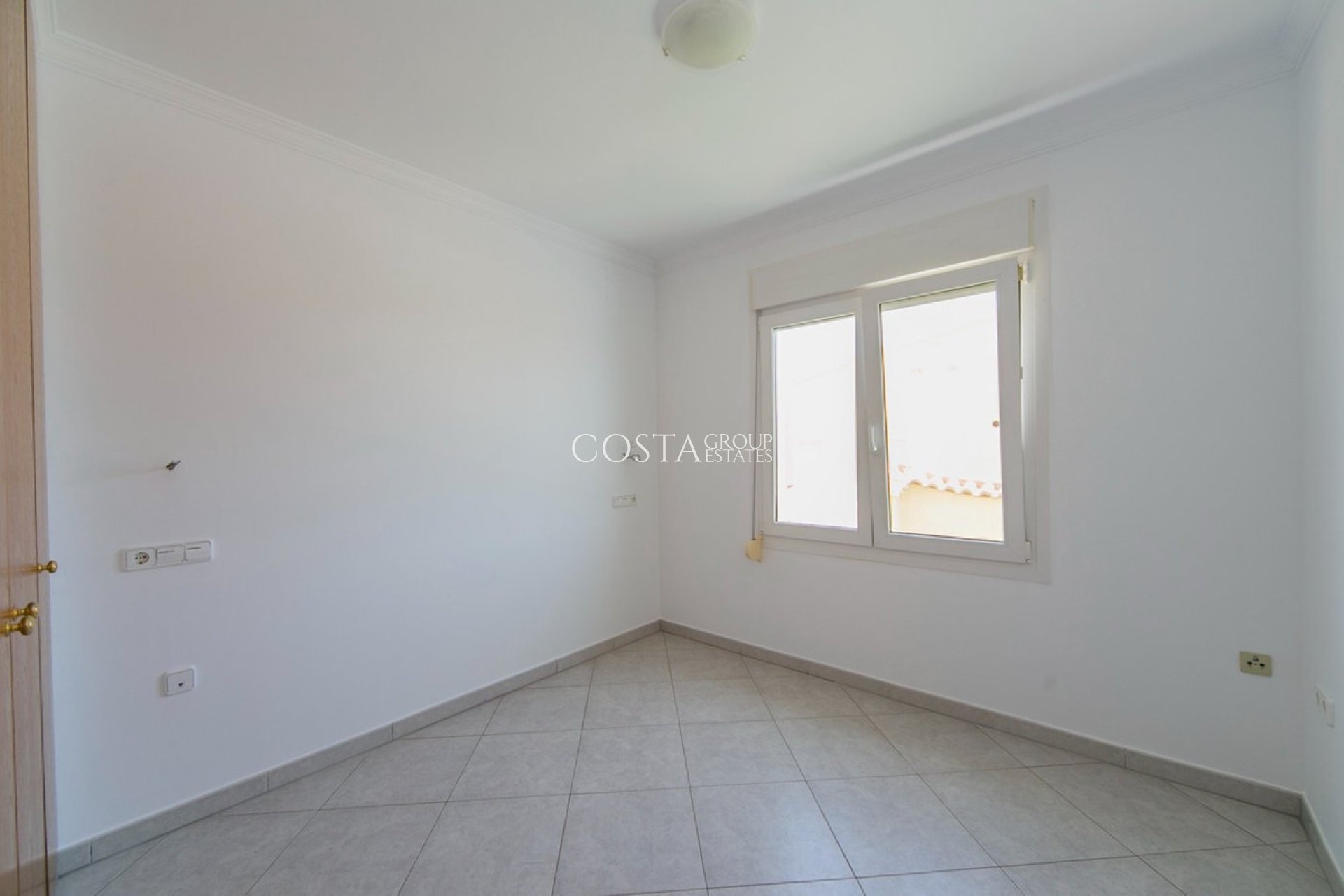 Odsprzedaż - Willa -
Calpe - Calpe Centro