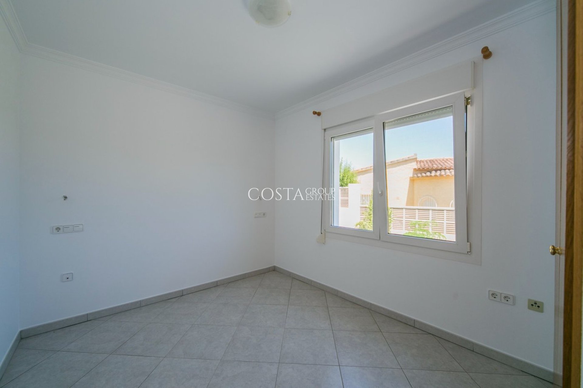 Odsprzedaż - Willa -
Calpe - Calpe Centro