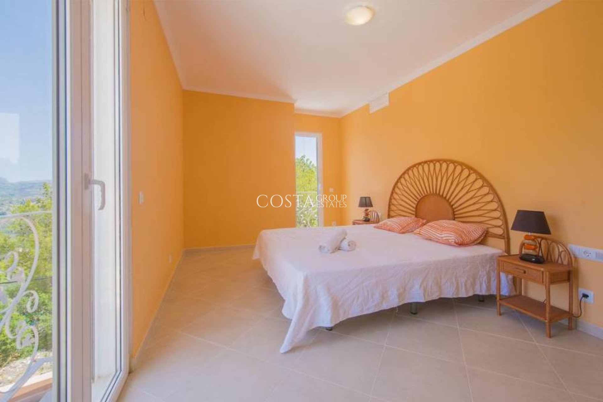 Odsprzedaż - Willa -
Calpe - Calpe Centro