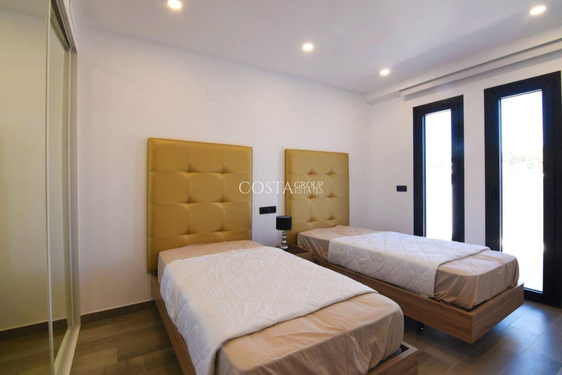 Odsprzedaż - Willa -
Calpe - Calpe Centro