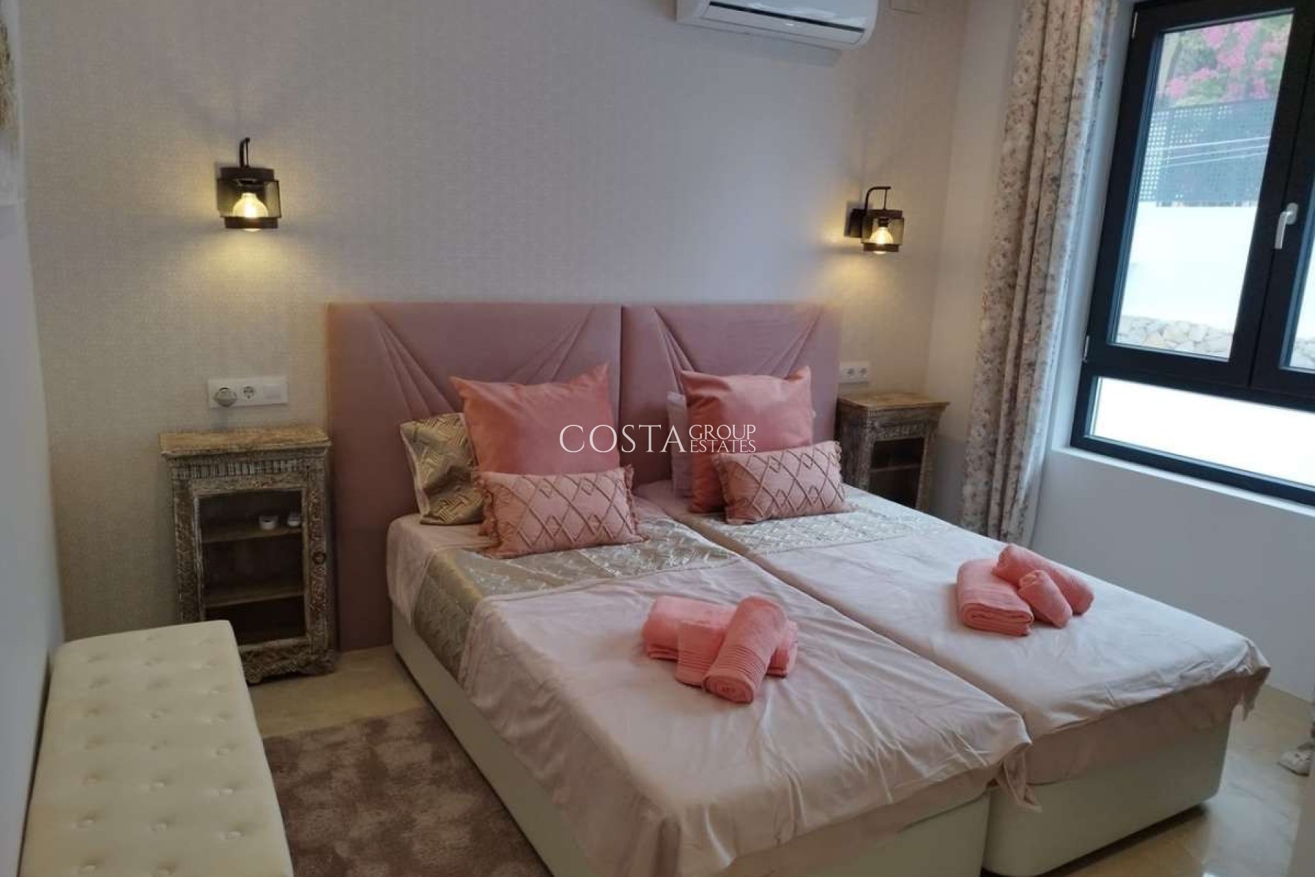 Odsprzedaż - Willa -
Calpe - Calpe Centro