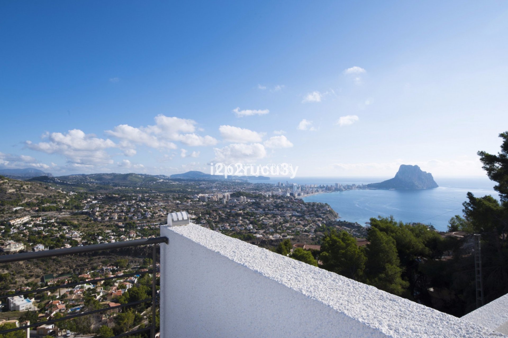 Odsprzedaż - Willa -
Calpe - Calpe Centro