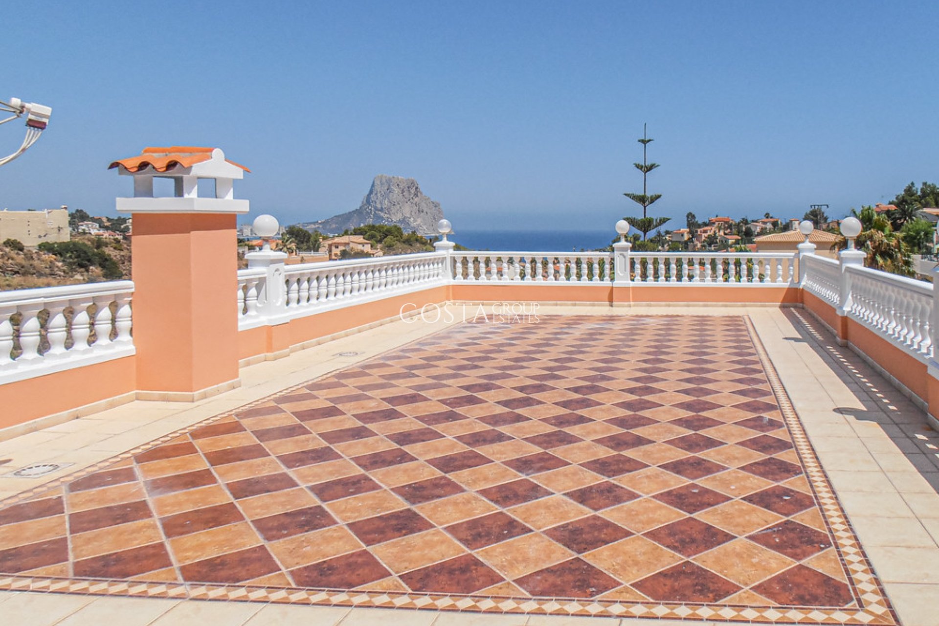 Odsprzedaż - Willa -
Calpe - Calpe Centro