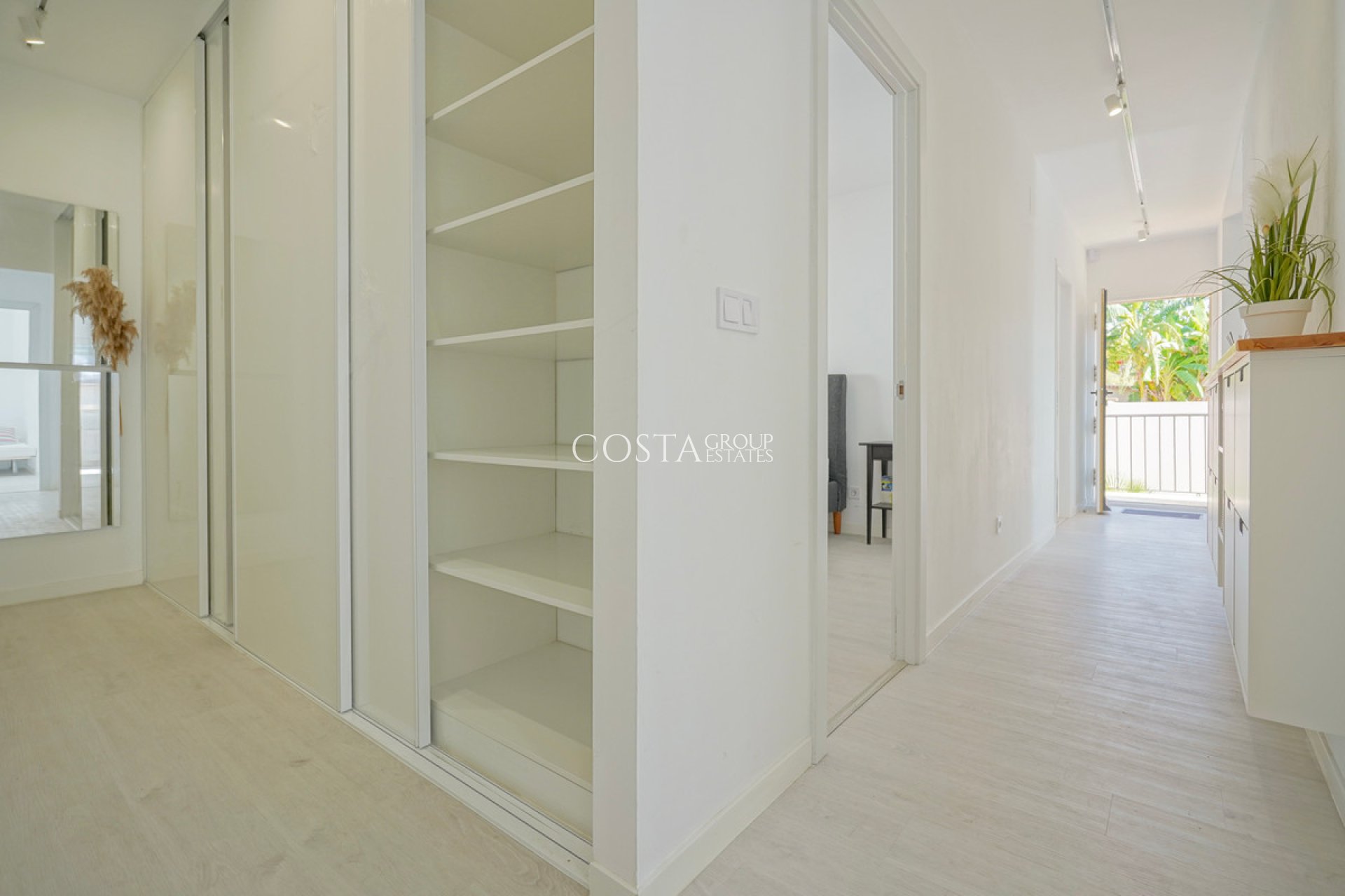 Odsprzedaż - Willa -
Calpe - Calpe Centro