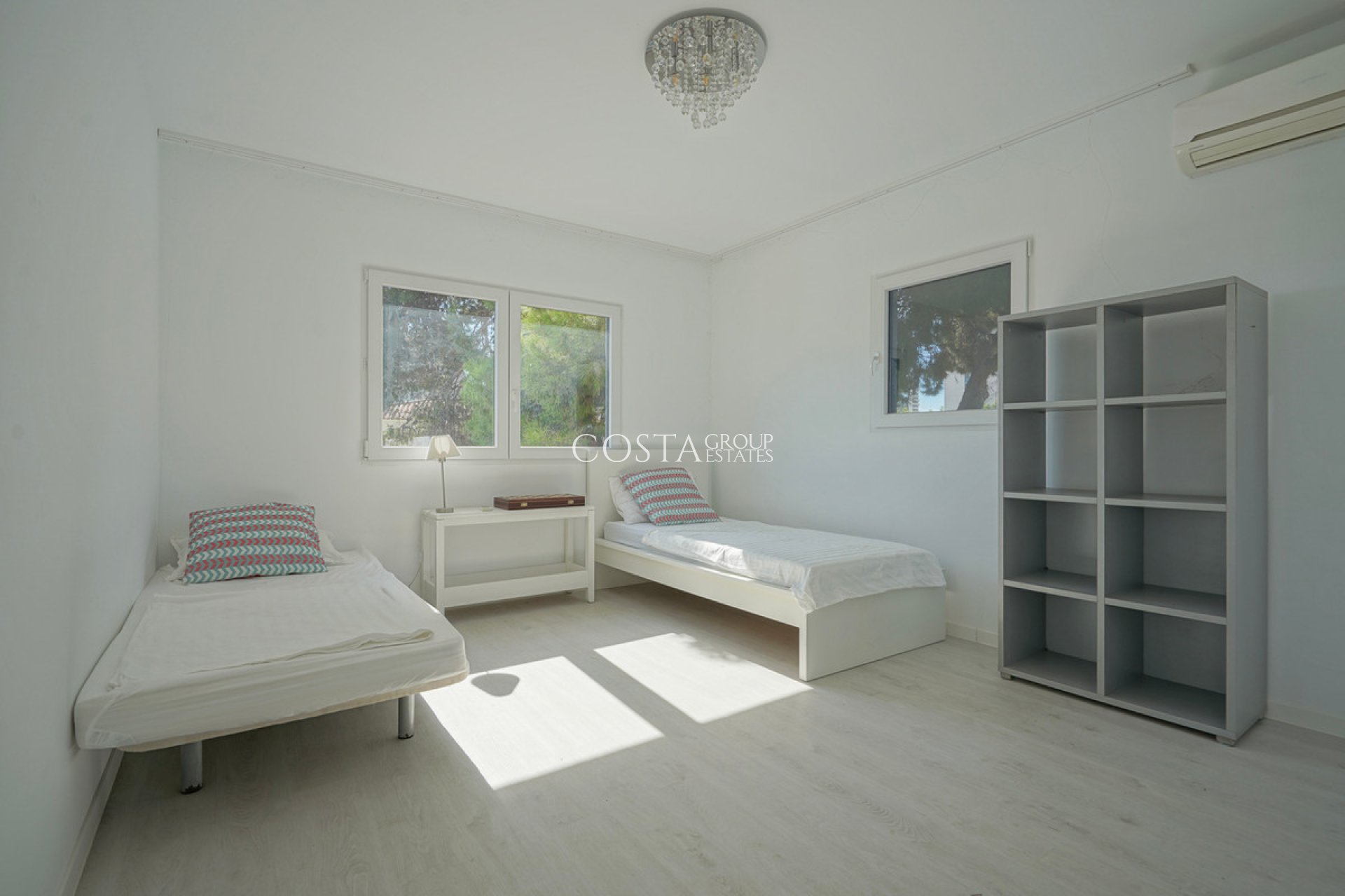 Odsprzedaż - Willa -
Calpe - Calpe Centro