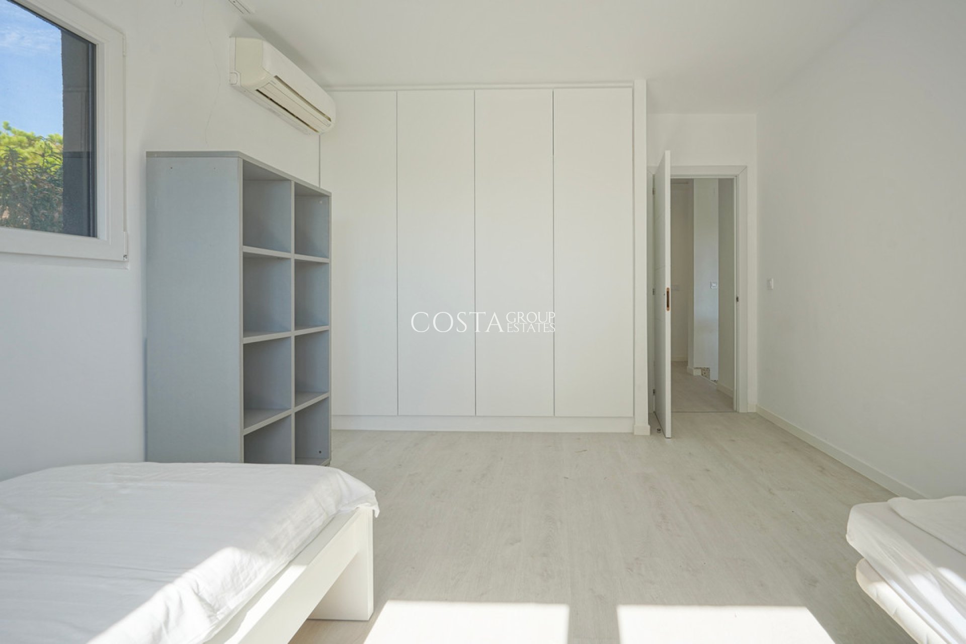 Odsprzedaż - Willa -
Calpe - Calpe Centro