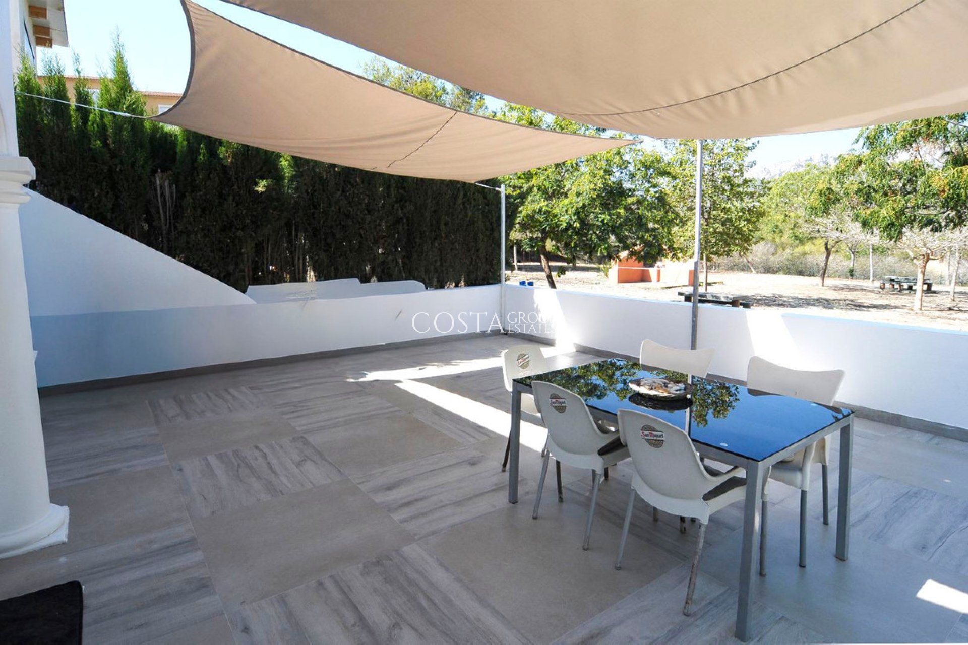 Odsprzedaż - Willa -
Calpe - Calpe Centro