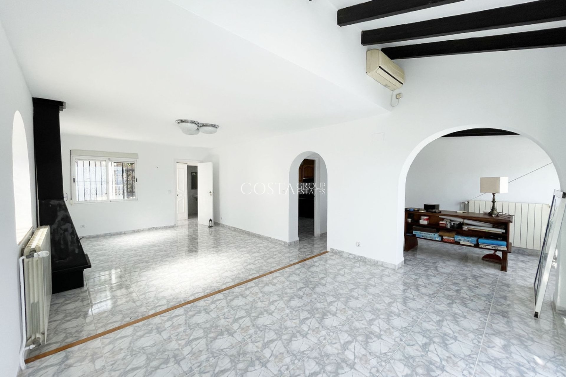 Odsprzedaż - Willa -
Calpe - Calpe Centro