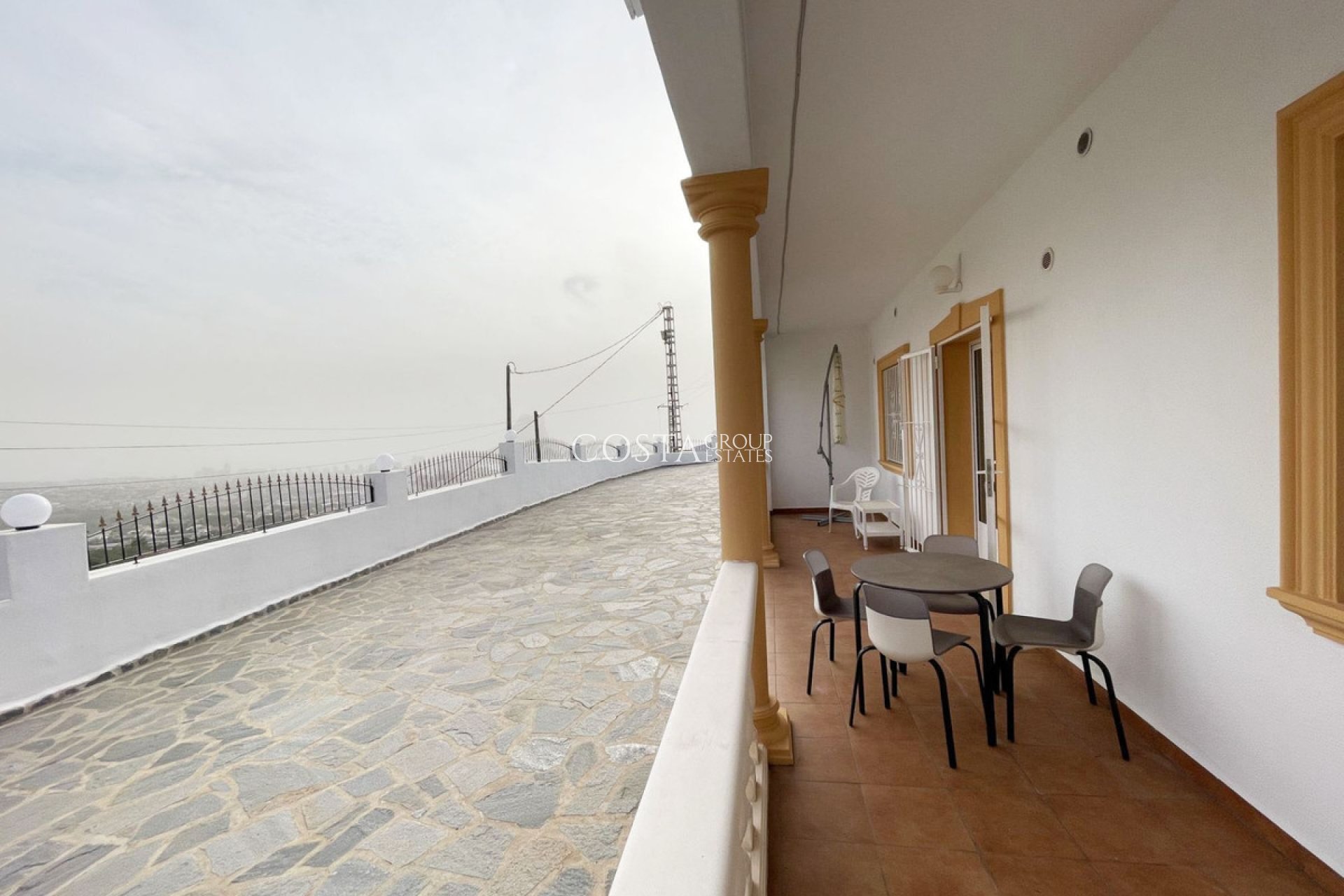 Odsprzedaż - Willa -
Calpe - Calpe Centro