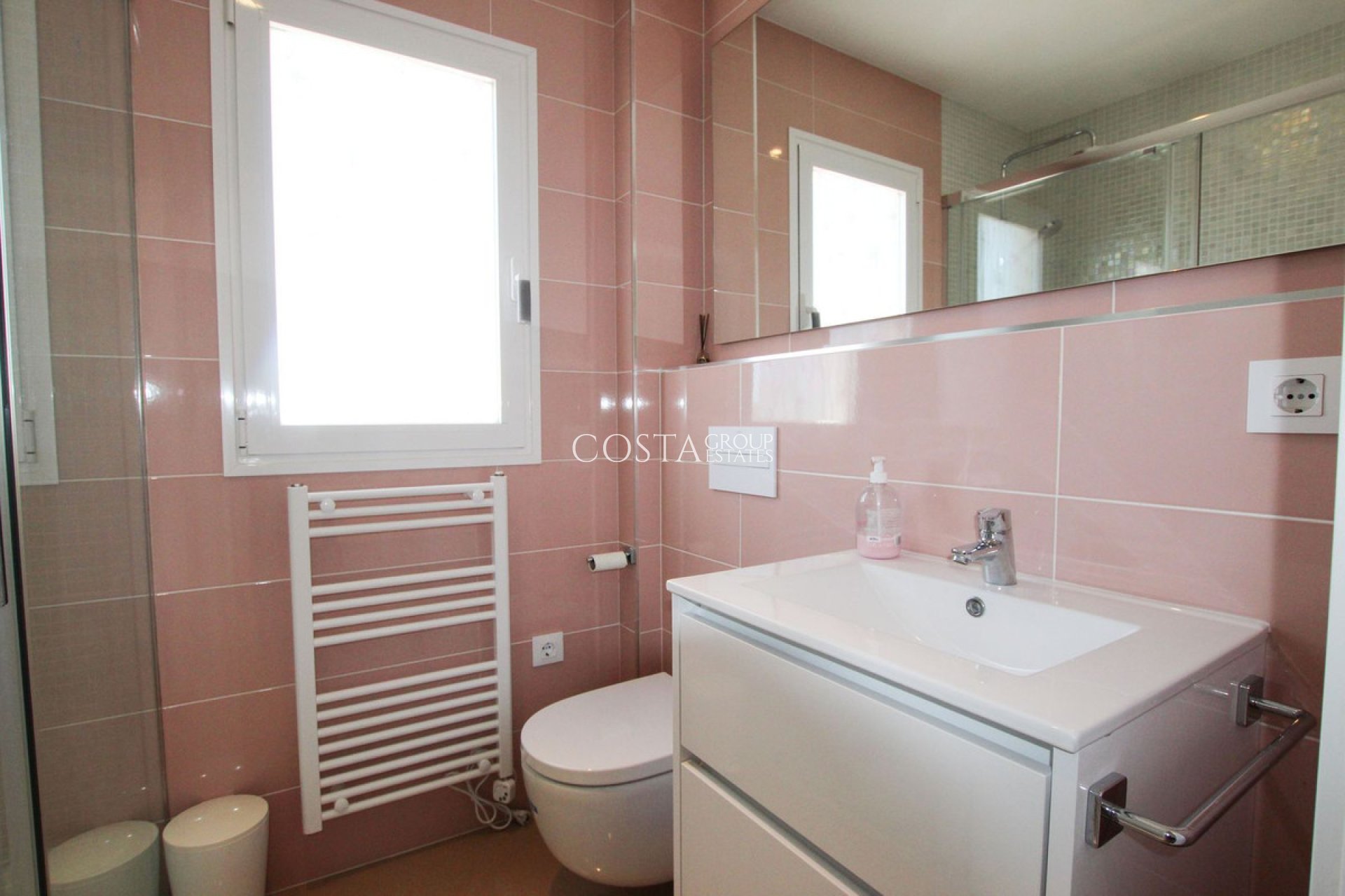 Odsprzedaż - Willa -
Calpe - Calpe Centro