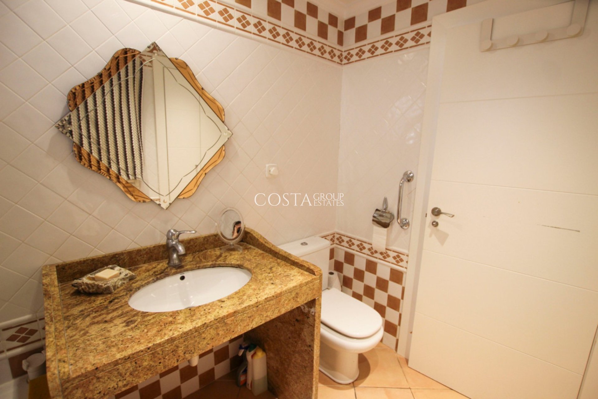 Odsprzedaż - Willa -
Calpe - Calpe Centro