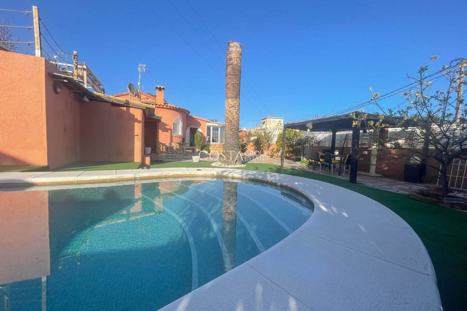 Odsprzedaż - Willa -
Calpe - Calpe Centro