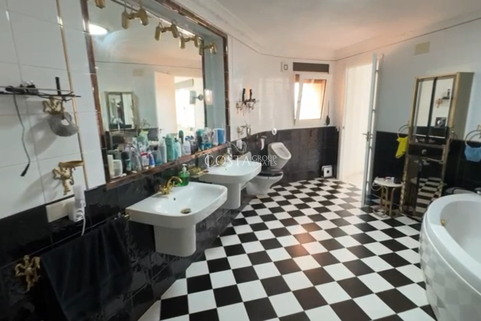 Odsprzedaż - Willa -
Calpe - Calpe Centro