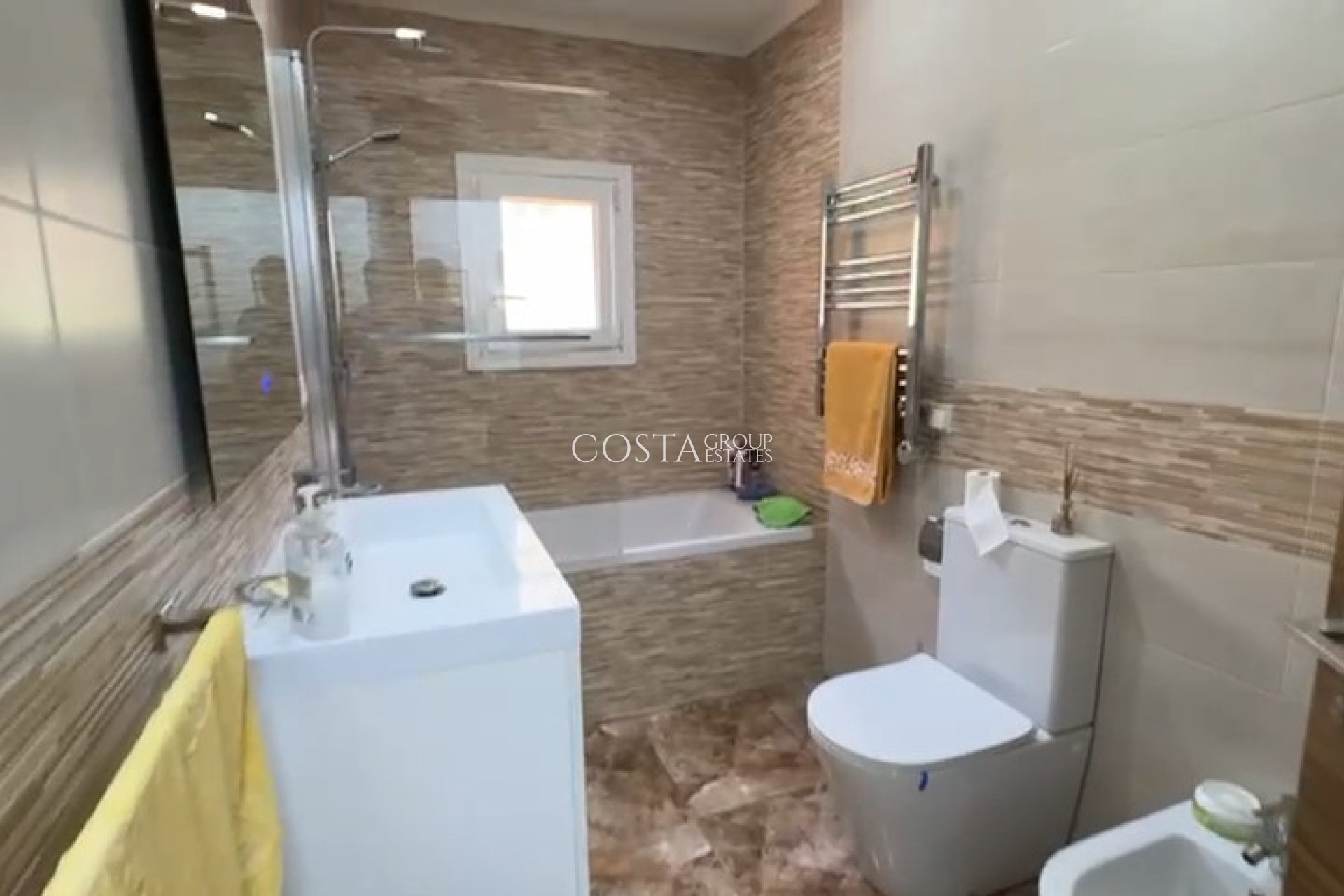 Odsprzedaż - Willa -
Calpe - Calpe Centro