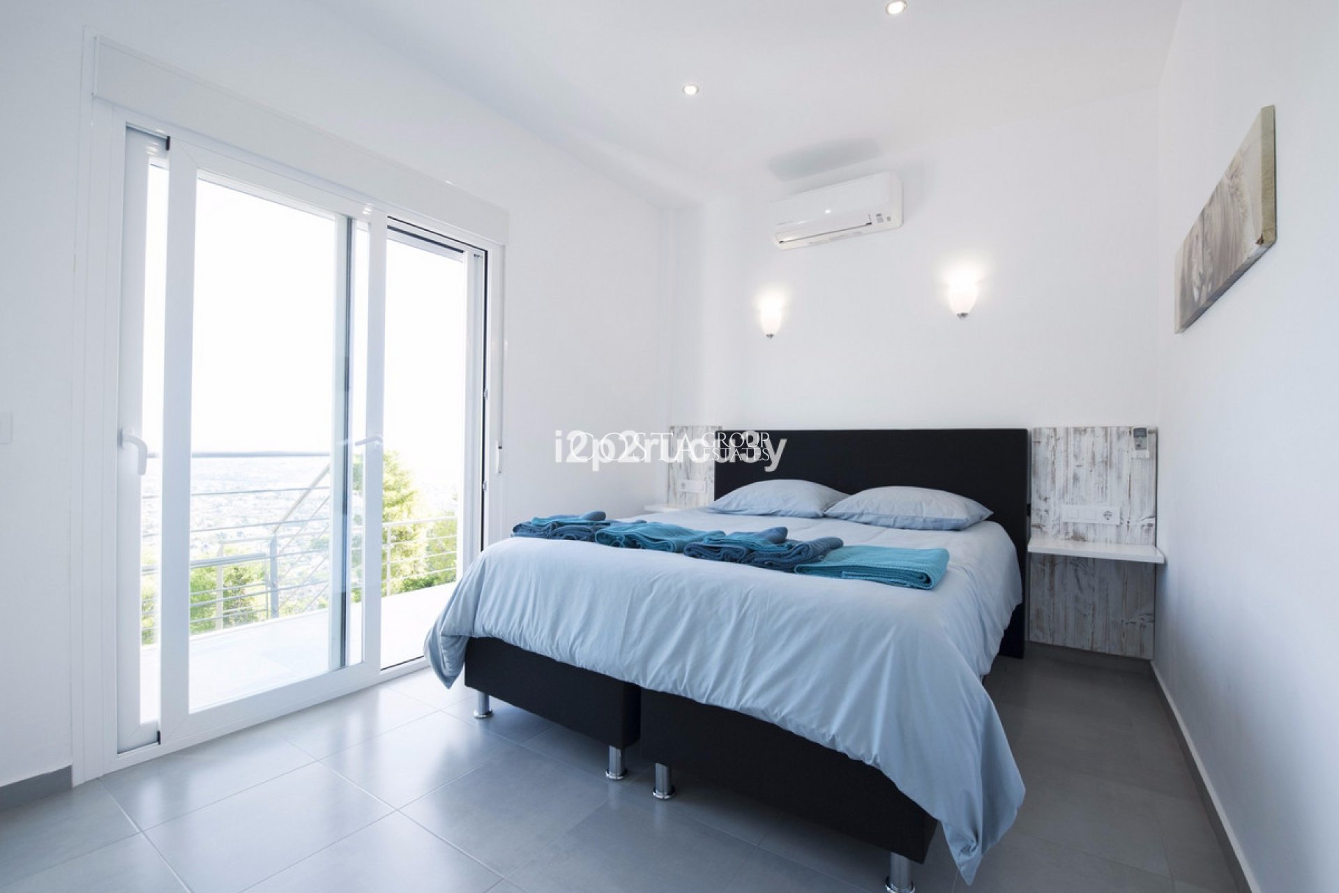 Odsprzedaż - Willa -
Calpe - Calpe Centro