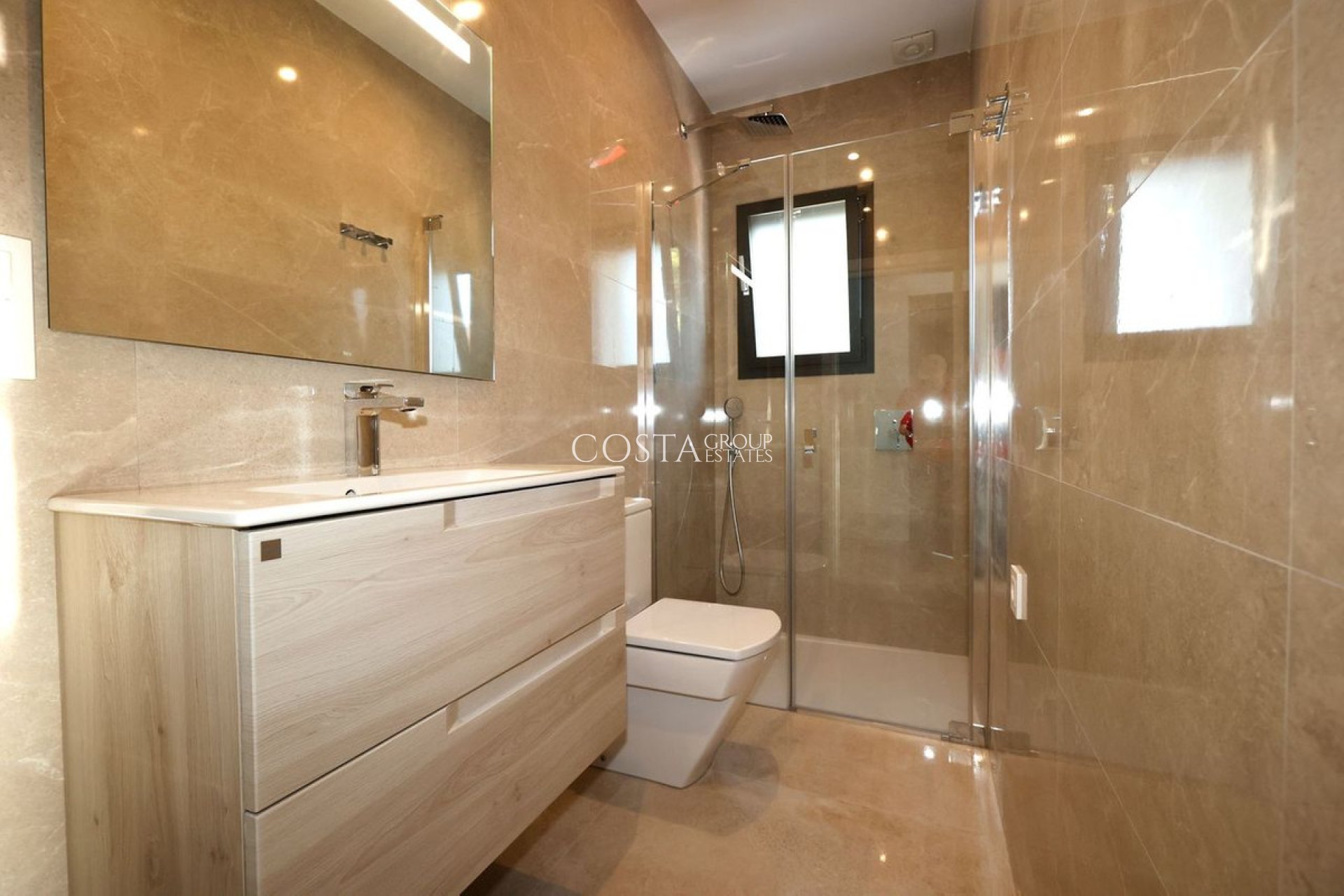 Odsprzedaż - Willa -
Calpe - Calpe Centro