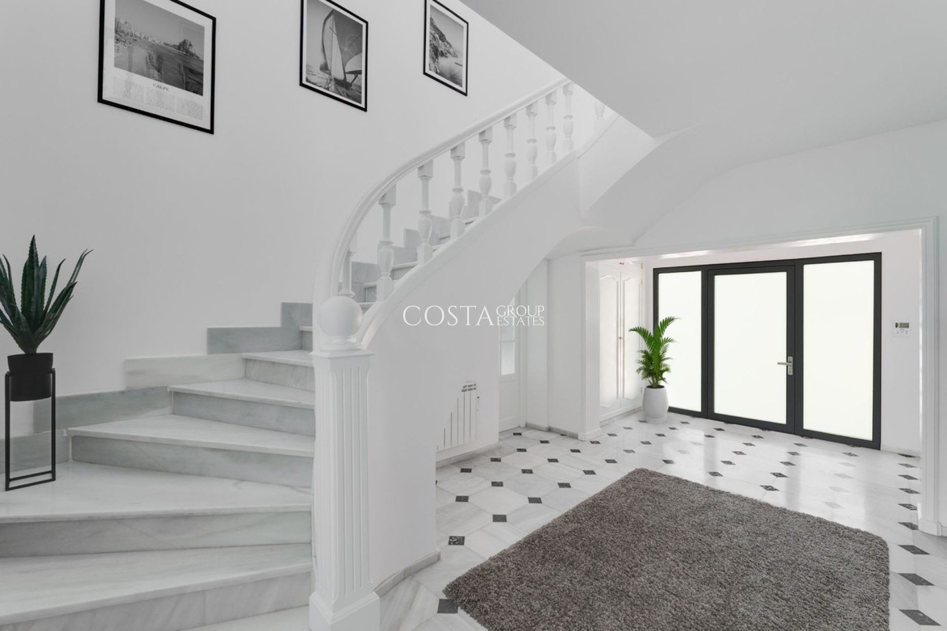 Odsprzedaż - Willa -
Calpe - Calpe Centro