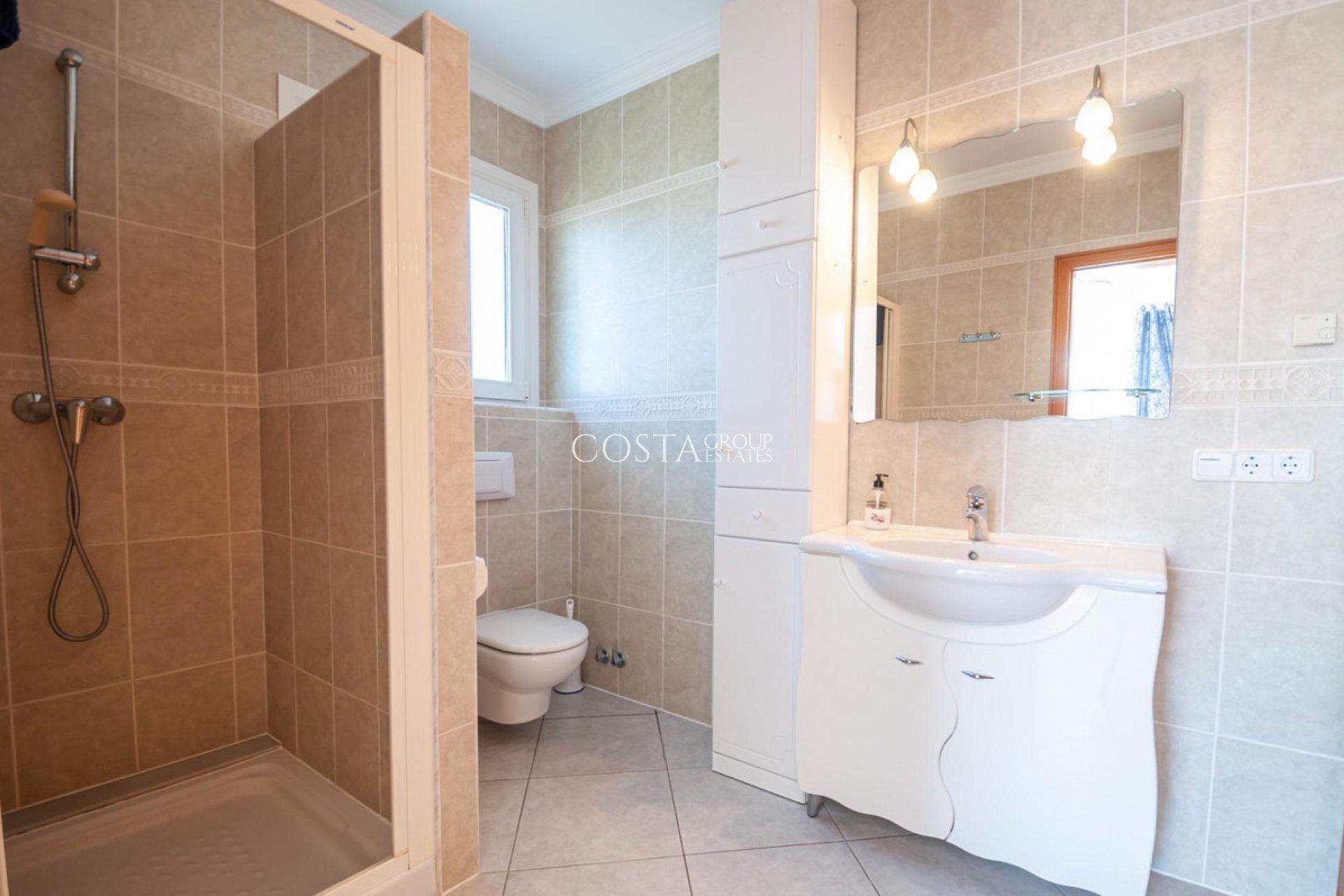 Odsprzedaż - Willa -
Calpe - Calpe Centro