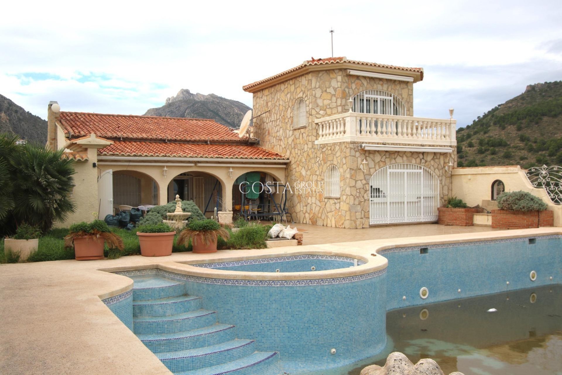 Odsprzedaż - Willa -
Calpe - la Canuta