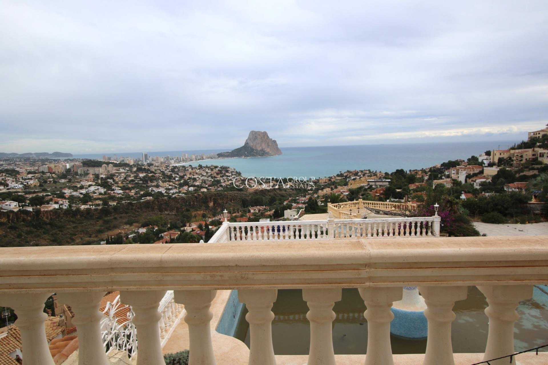 Odsprzedaż - Willa -
Calpe - la Canuta