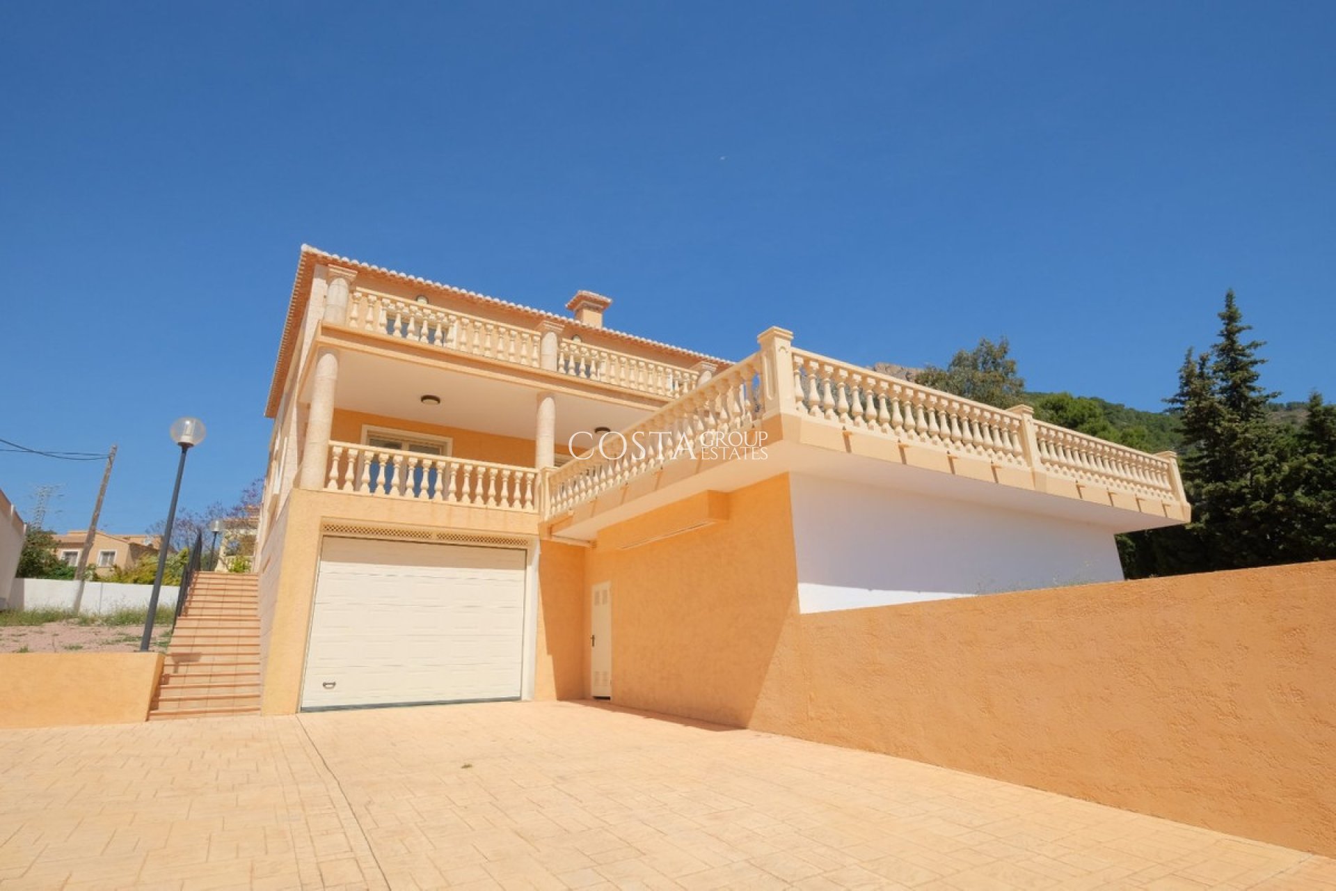 Odsprzedaż - Willa -
Calpe - la Canuta