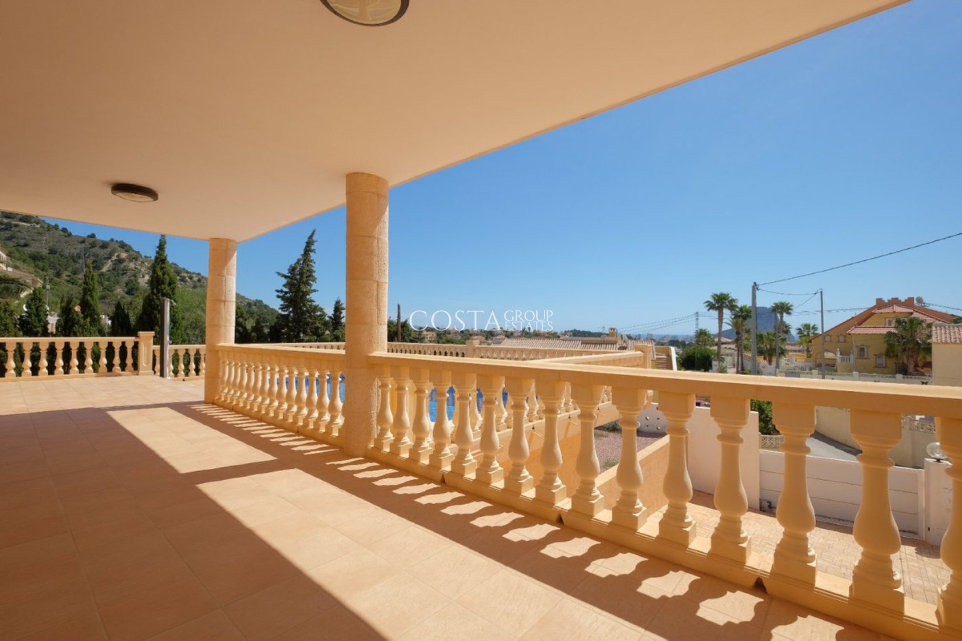Odsprzedaż - Willa -
Calpe - la Canuta