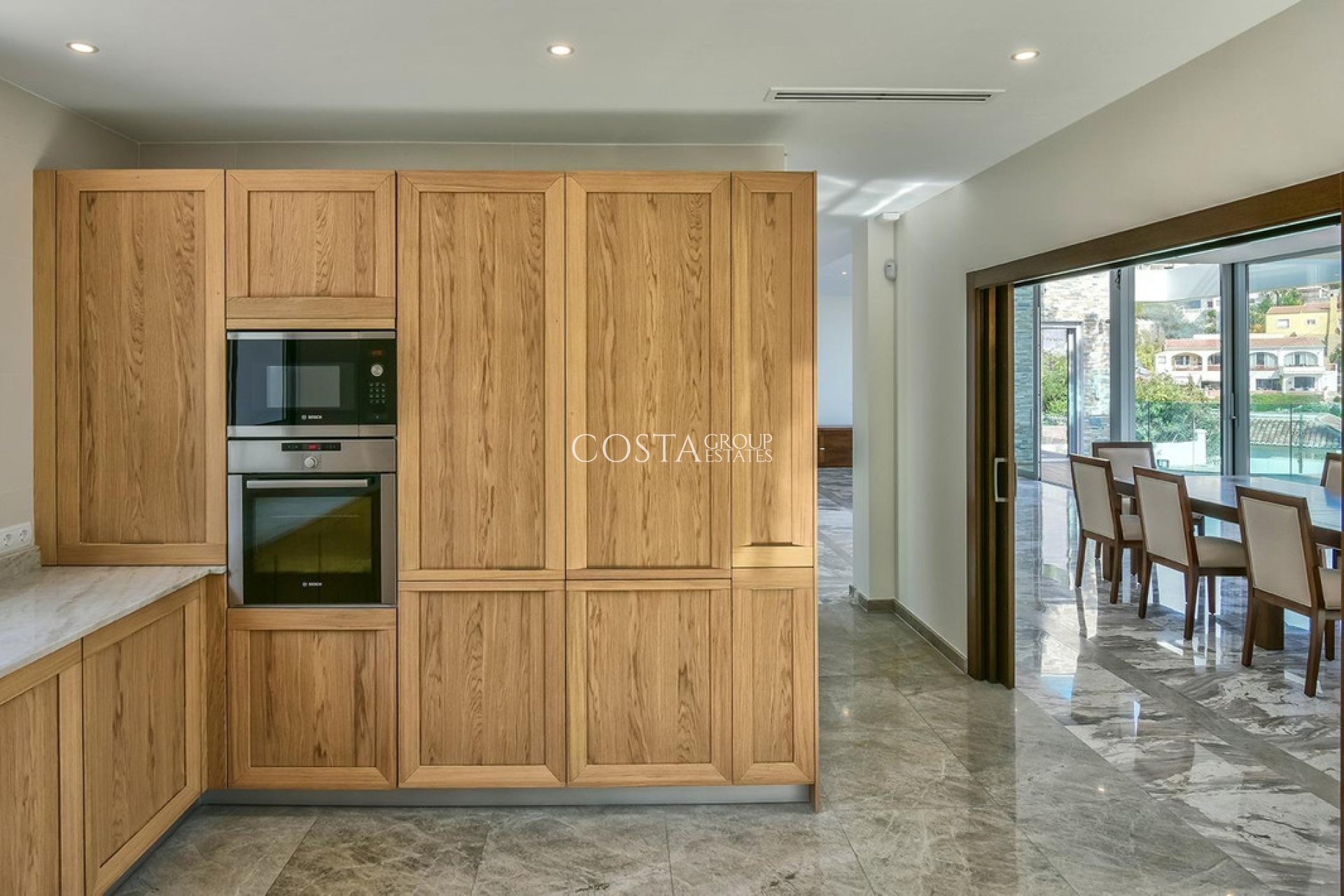 Odsprzedaż - Willa -
Calpe - la Canuta