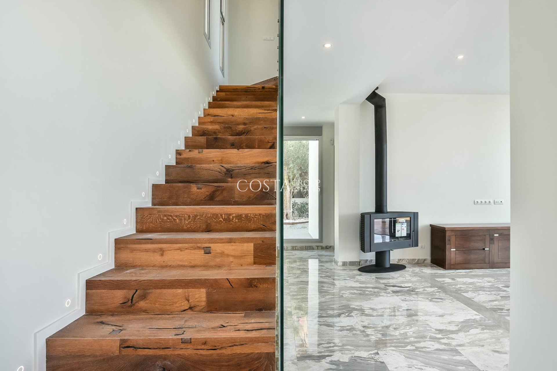 Odsprzedaż - Willa -
Calpe - la Canuta