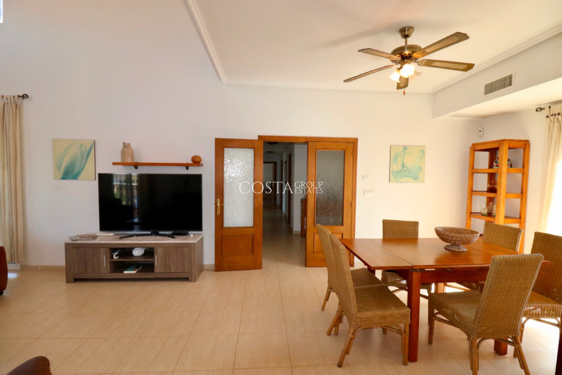 Odsprzedaż - Willa -
Catral - Catral Centro