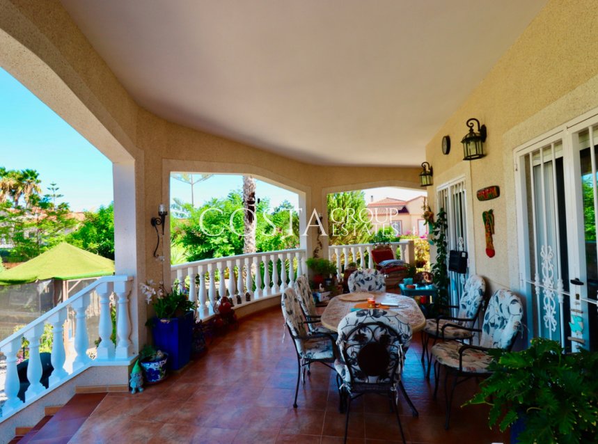 Odsprzedaż - Willa -
Catral - Catral Centro