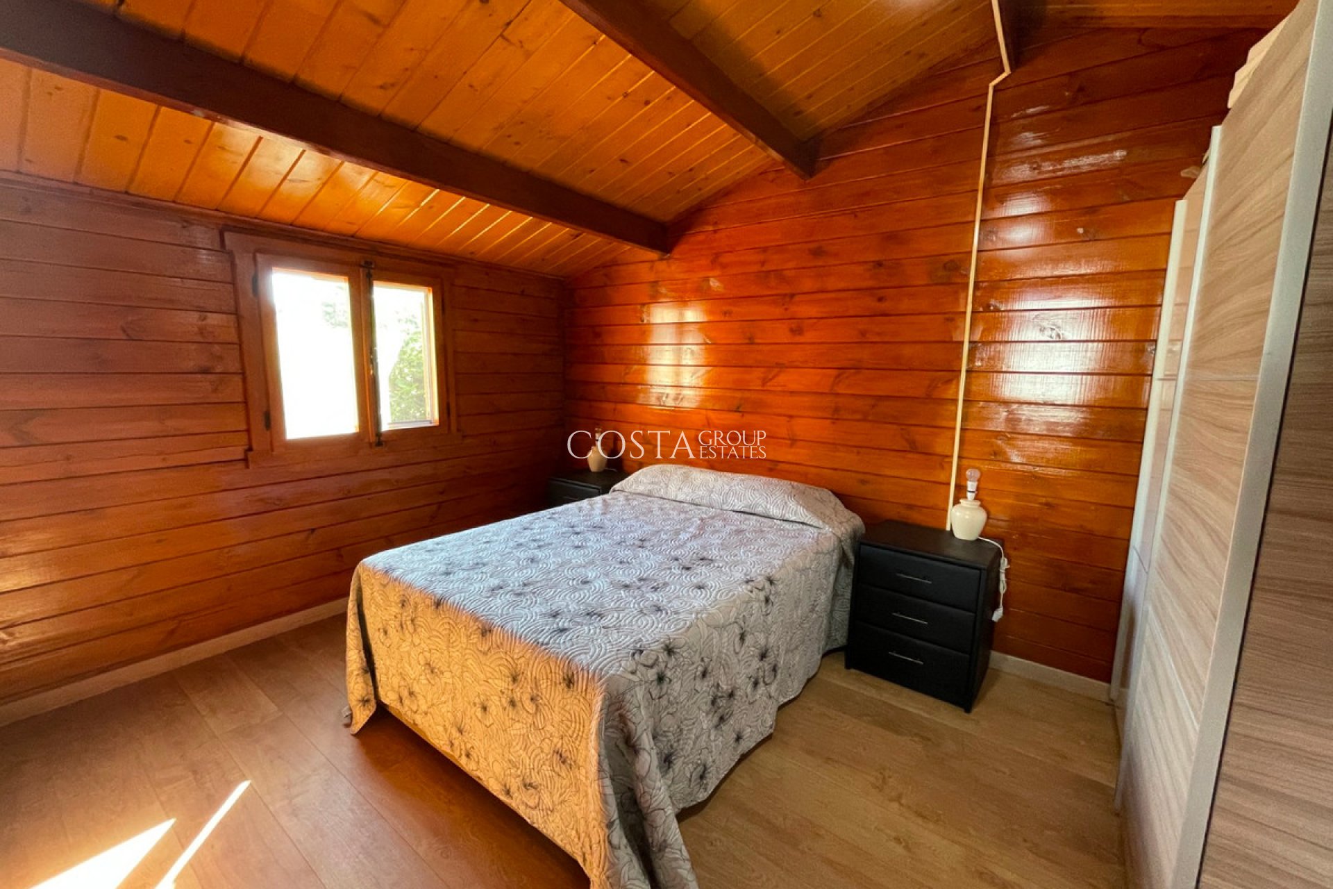 Odsprzedaż - Willa -
Catral - Catral Centro