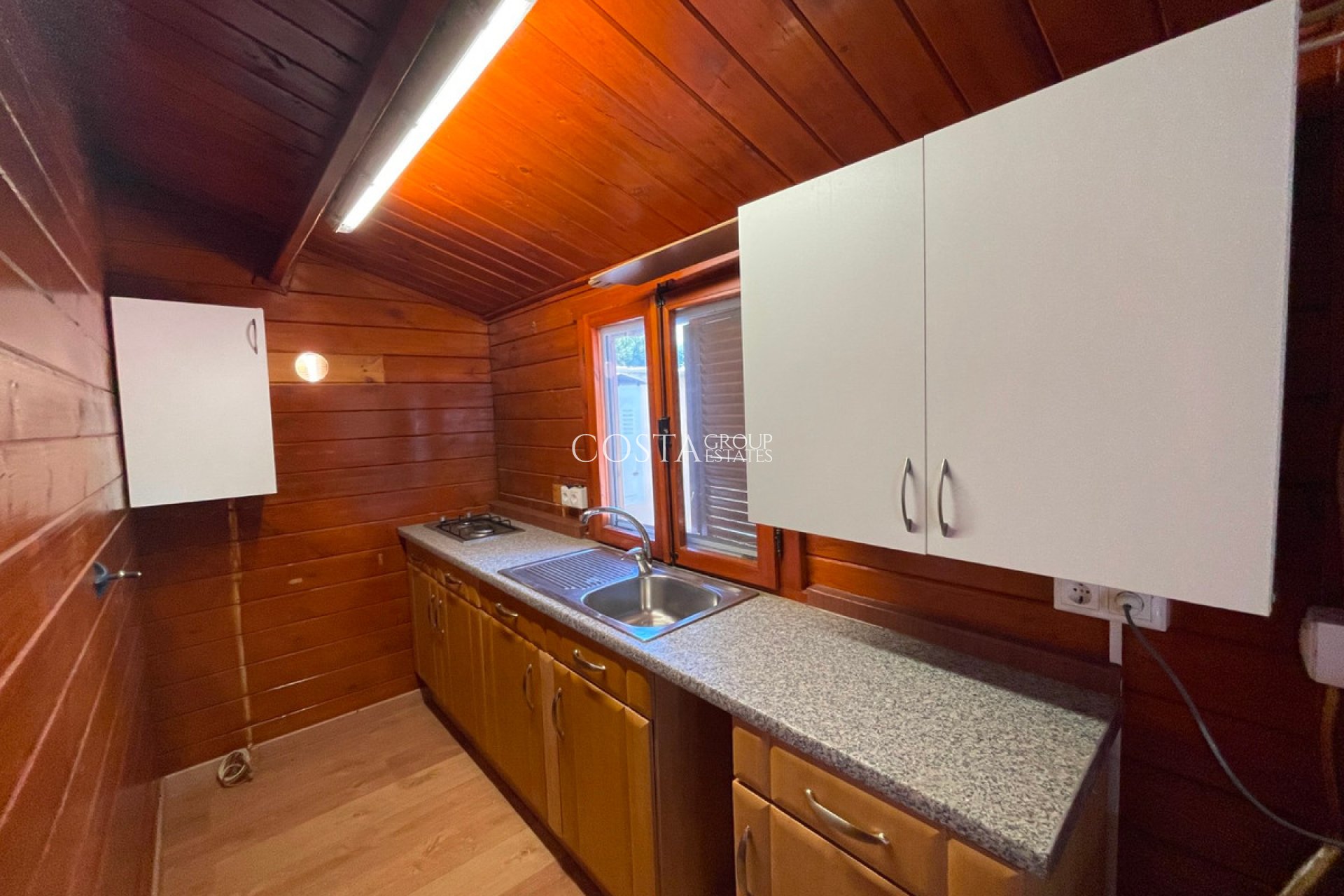 Odsprzedaż - Willa -
Catral - Catral Centro