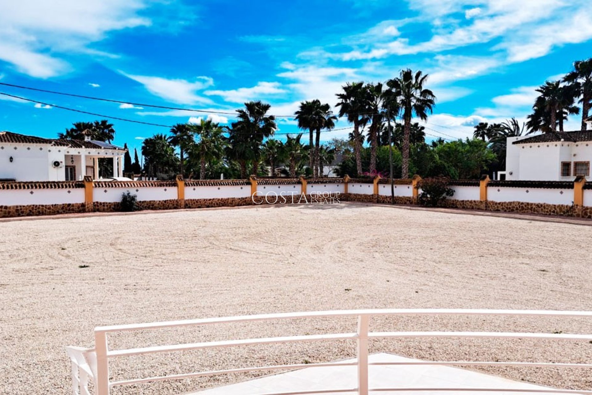 Odsprzedaż - Willa -
Catral - Catral - Country