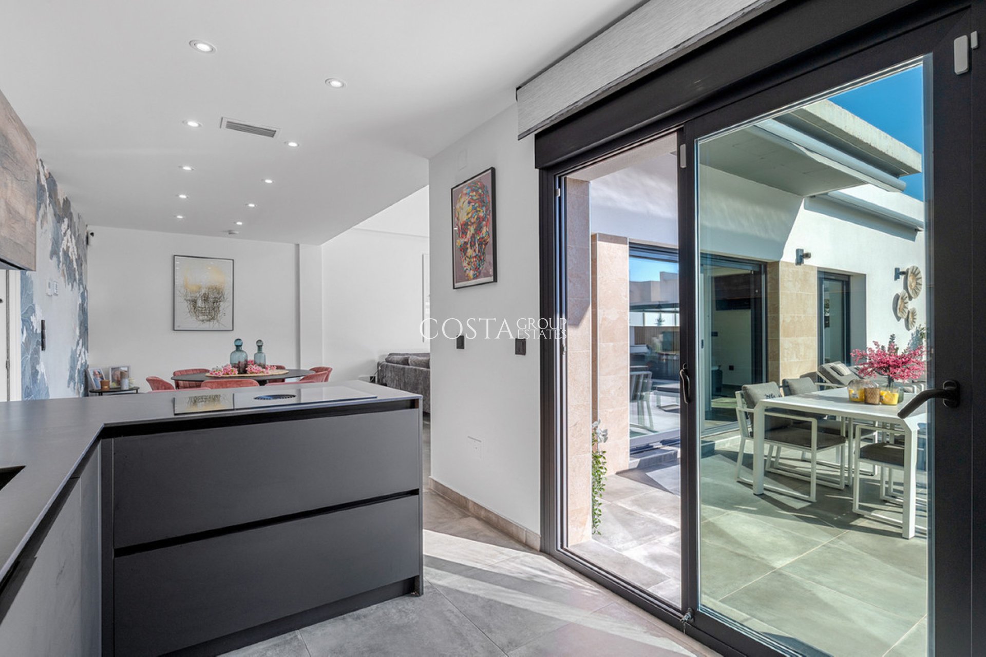 Odsprzedaż - Willa -
Daya Nueva - Daya Nueva Centro