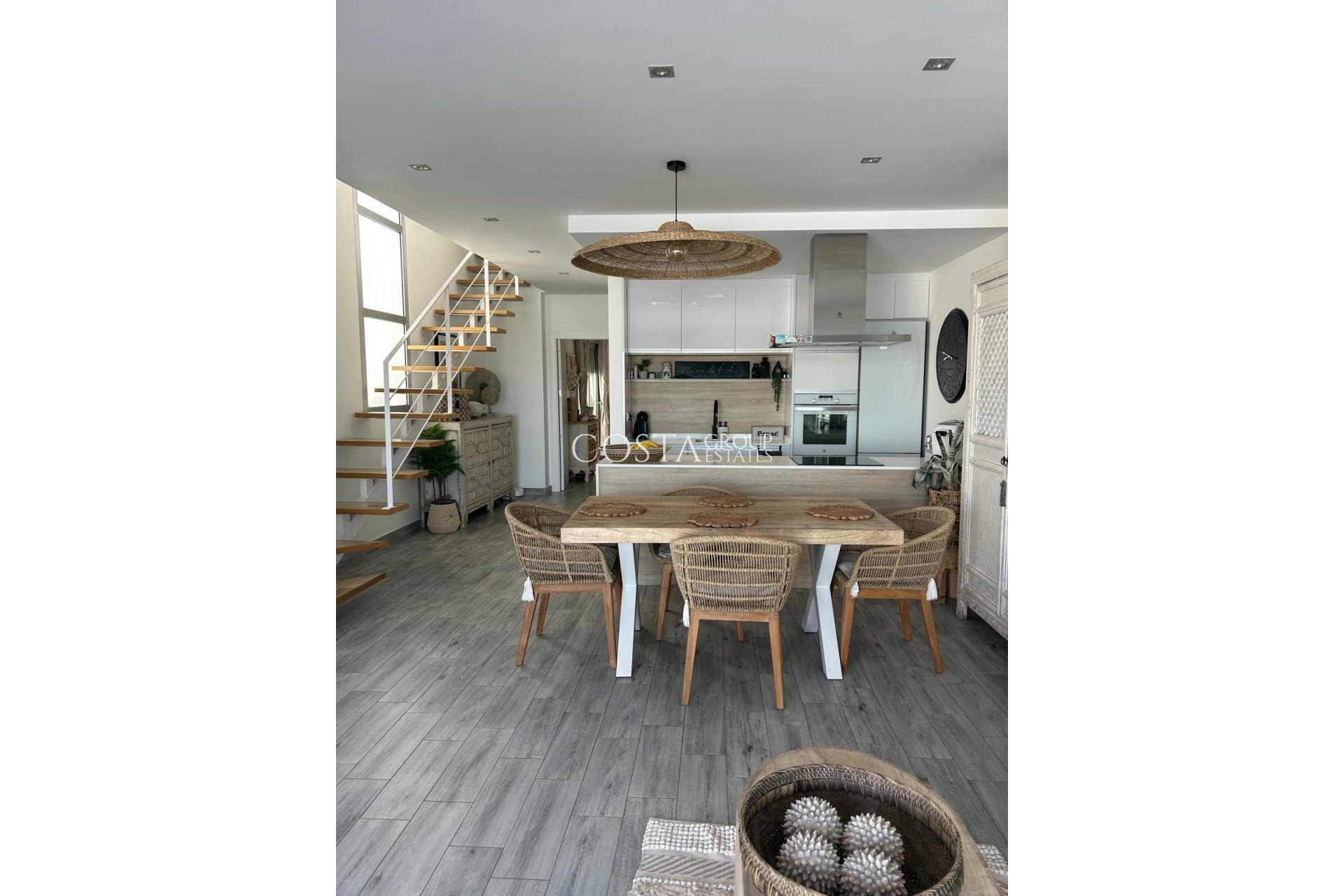 Odsprzedaż - Willa -
Daya Vieja - Daya Vieja Centro