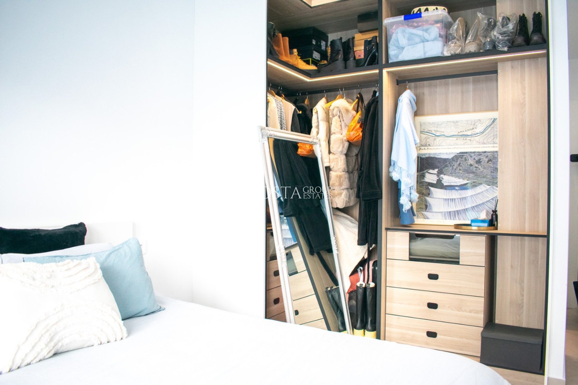 Odsprzedaż - Willa -
Formentera de Segura