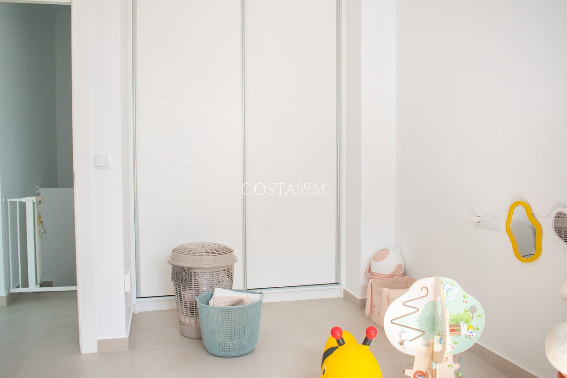 Odsprzedaż - Willa -
Formentera de Segura