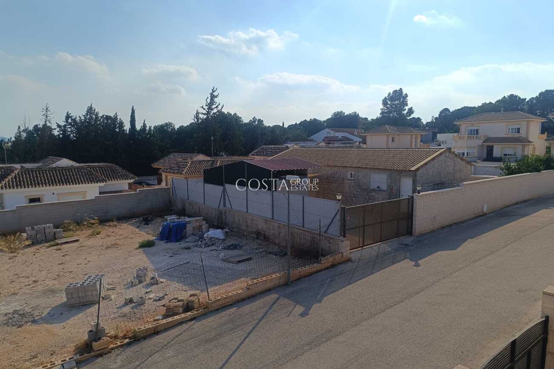 Odsprzedaż - Willa -
Fortuna - El Reloj